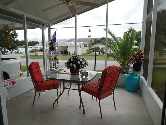 3rd image of 5611 Sw 57th Ct.