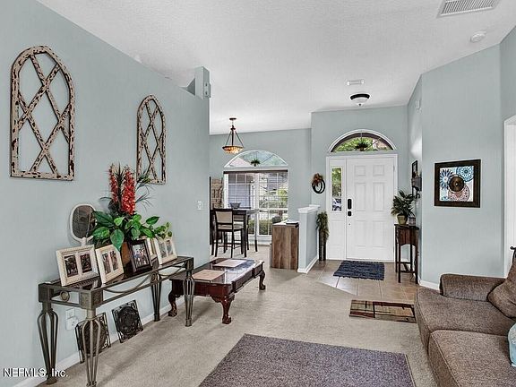3rd image of 484 Bell Branch Ln