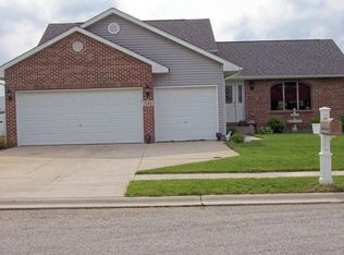 141 Parish Pkwy, Winamac, IN 46996