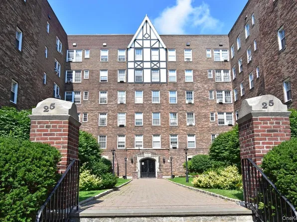 25 Parkview Avenue #1K, Bronxville, NY 10708