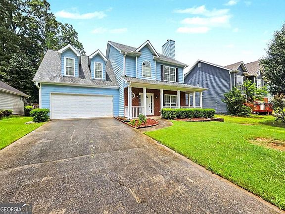 3rd image of 165 Shadetree Ln