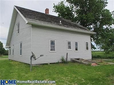 2nd image of 606 Carol St