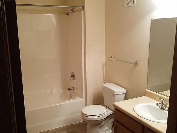 5th image of 2 W Chugwater St #8A