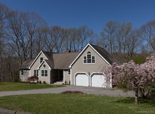 32 Ebony Ln, Ivoryton, CT 06442