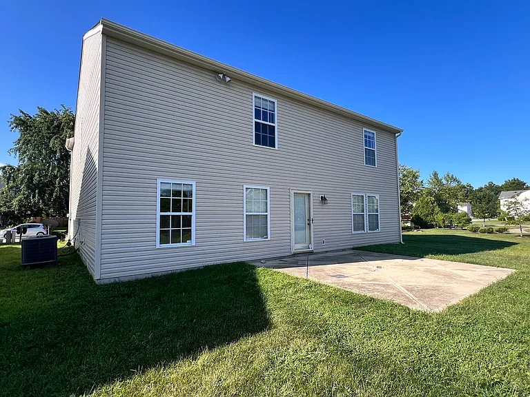10400 Hickory Hill Dr — Photo 30