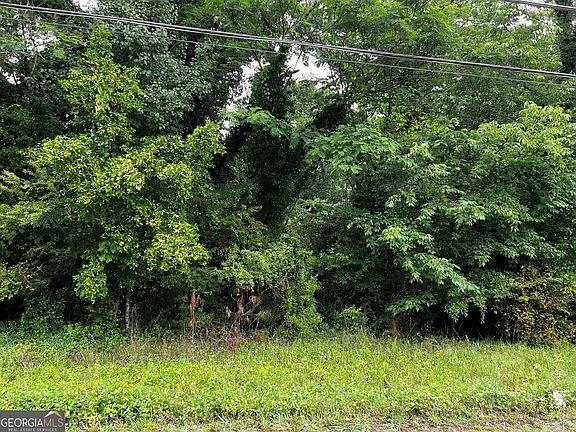 3rd image of 104 Wilkerson Rd SW