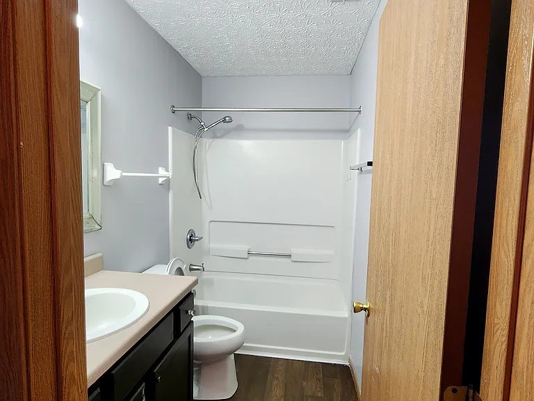 4005 Eminence Ln — Photo 8