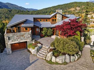 1777 Pinewood Dr, Pemberton, BC V0N2L3