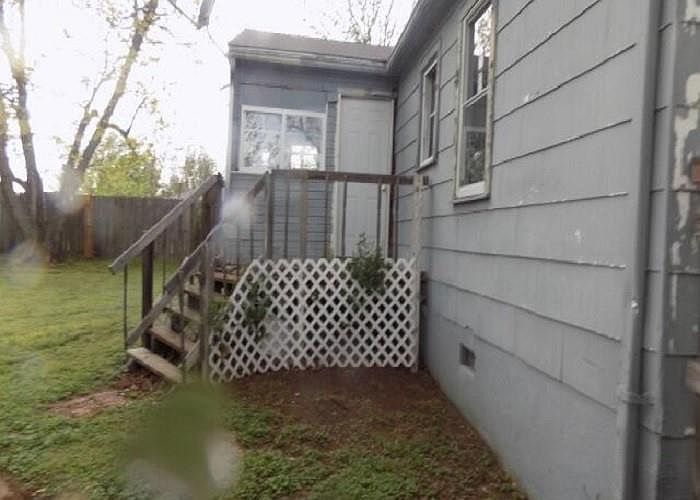 1st image of 2320 NW Williams Ave