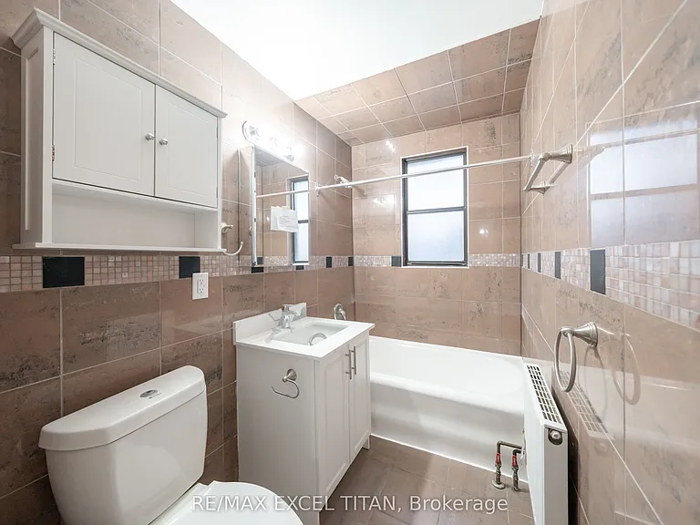 6 Kingston Rd #23 — Photo 9