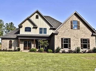 25 Persinger Cir, Northport, AL 35473