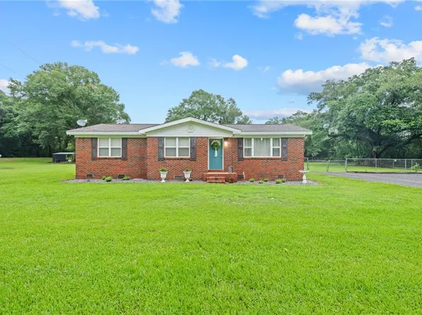 10445 Argyle Rd, Irvington, AL 36544