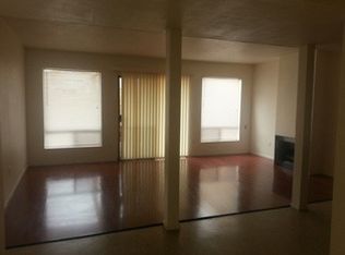 2105 Huntington St, Huntington Beach, CA 92648