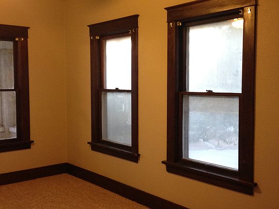 2nd image of 420 6th Ave