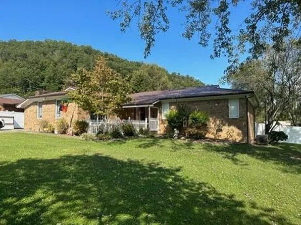 185 Frasure Hill Dr, Prestonsburg, KY 41653