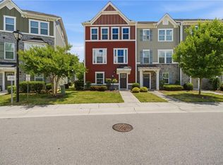 908 Avast Way Unit E, Chesapeake, VA 23323