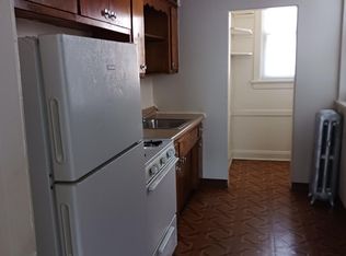 424 E 112th St #2, Chicago, IL 60628