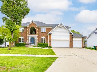 5961 Wistful Vista Dr, West Des Moines, IA 50266