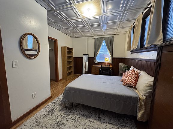 2nd image of 614 University Ave #1B-4