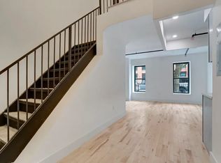 176 Bayard St #1F, Brooklyn, NY 11222