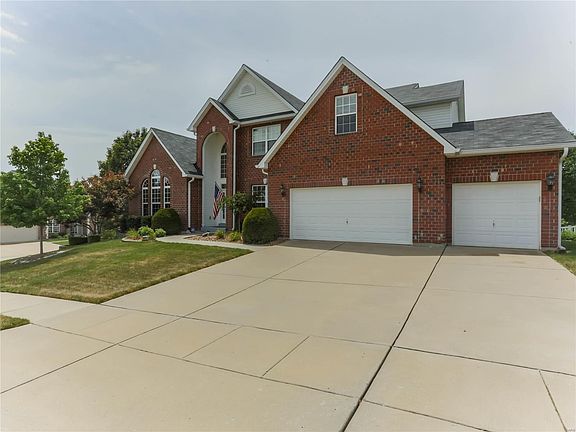3rd image of 1609 Westshyre Dr