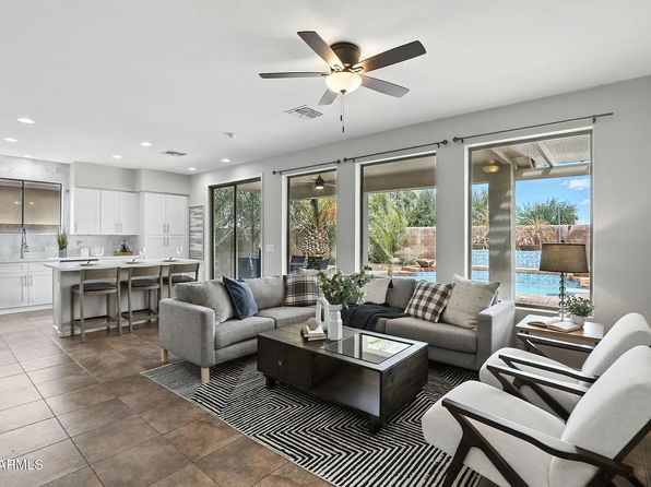 3692 E Morning Star Ln