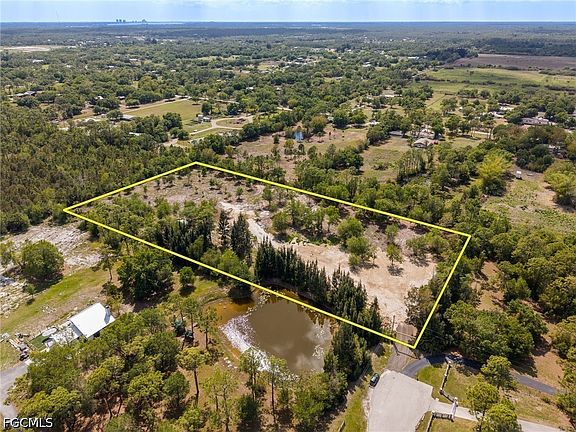 5th image of 11540 Fox Hill Rd