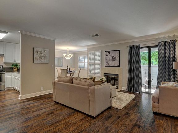 3rd image of 3827 Panda Ln