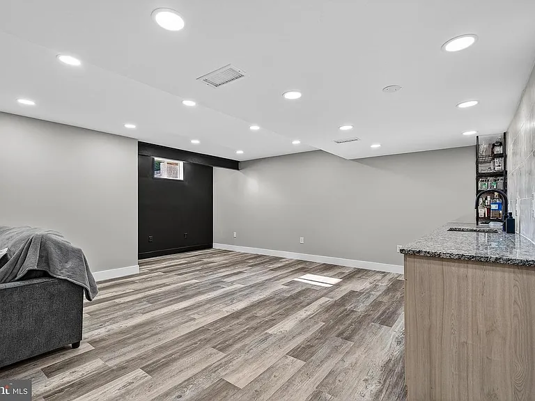 27 Planetree Dr #1 — Photo 26