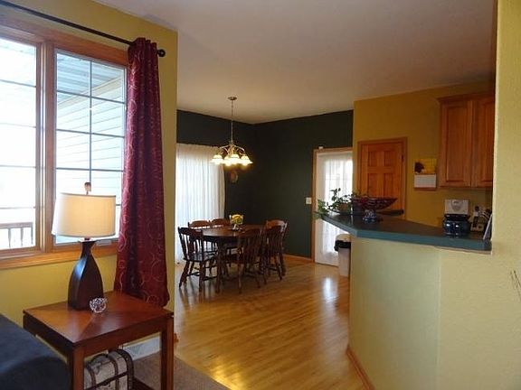 5th image of 4260 Huntinghorne Dr
