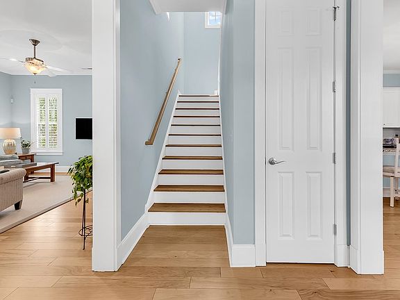 2nd image of 7855 N Ocean Blvd.