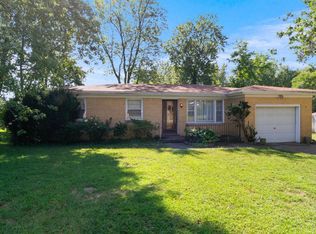 2625 Ashwood Ave, Evansville, IN 47711