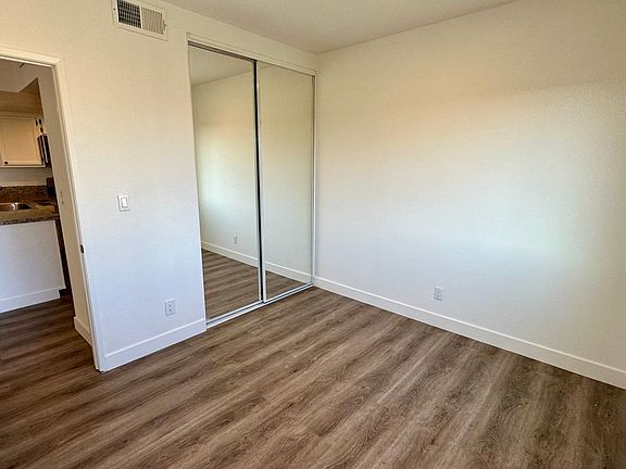 4th image of 1380 Veteran Ave APT 408