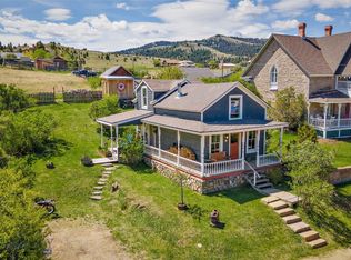 312 E Idaho St, Virginia City, MT 59755