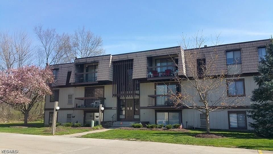 1st image of 9510 Cove Dr Unit C1