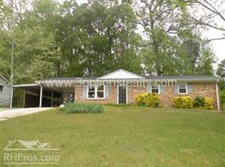 3296 Ridgecrest Dr, Powder Springs, GA 30127