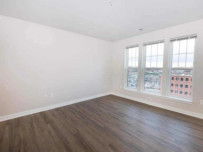 3610 Dillon Apartments — Photo 15