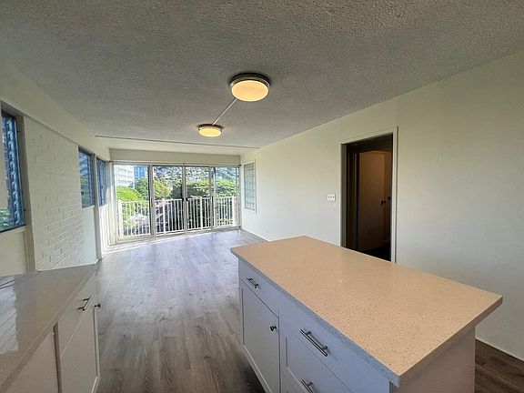 3rd image of 1535 Punahou St APT 701