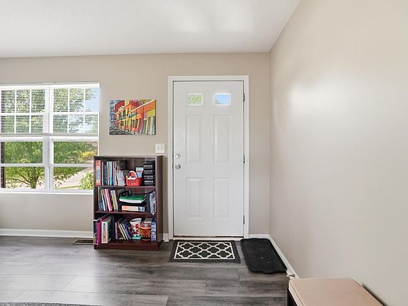 4th image of 6308 Castle Oak Dr