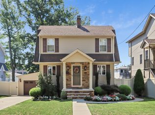 40 Grandview Ter, Staten Island, NY 10308