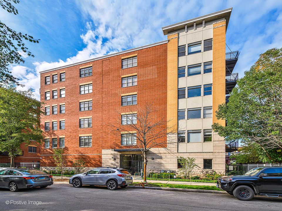 1st image of 2300 W Saint Paul Ave APT 202