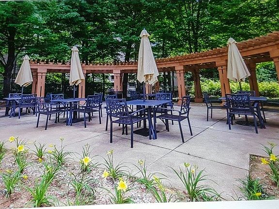 Social Area (Next to Pool)