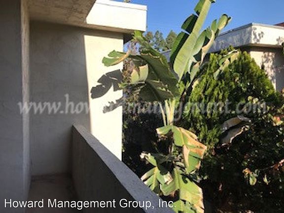 4th image of 12039 Goshen Ave #7