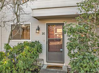 1278 Maple Leaf Ct APT 2C, Medford, OR 97504