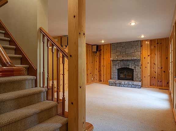 2nd image of 10846 Laurelwood Dr #3