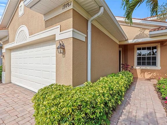 5th image of 19761 Tesoro Way