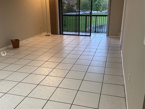 2nd image of 10255 NW Nine Street Cir #205-7