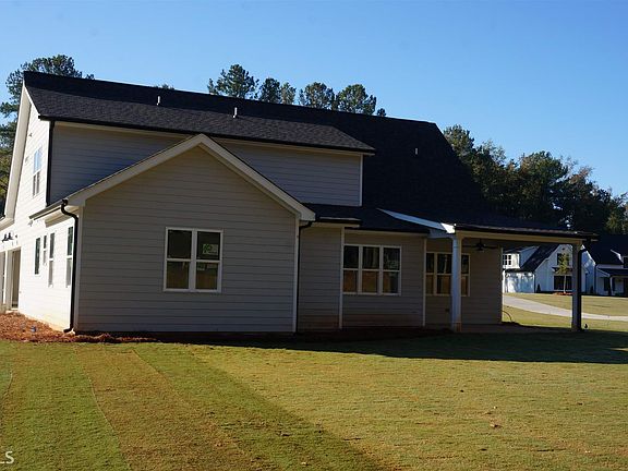 5th image of 39 Brinley Dr #1
