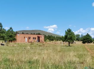 Ojo Feliz Rd, Ojo Feliz, NM 87735