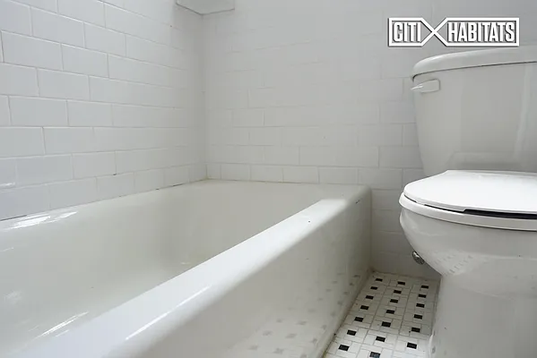 Rented by Citi Habitats | media 10